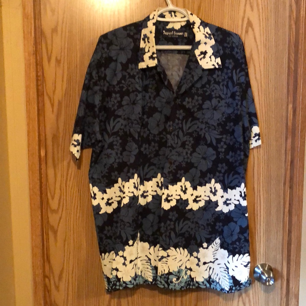 Mens short sleeve shirt